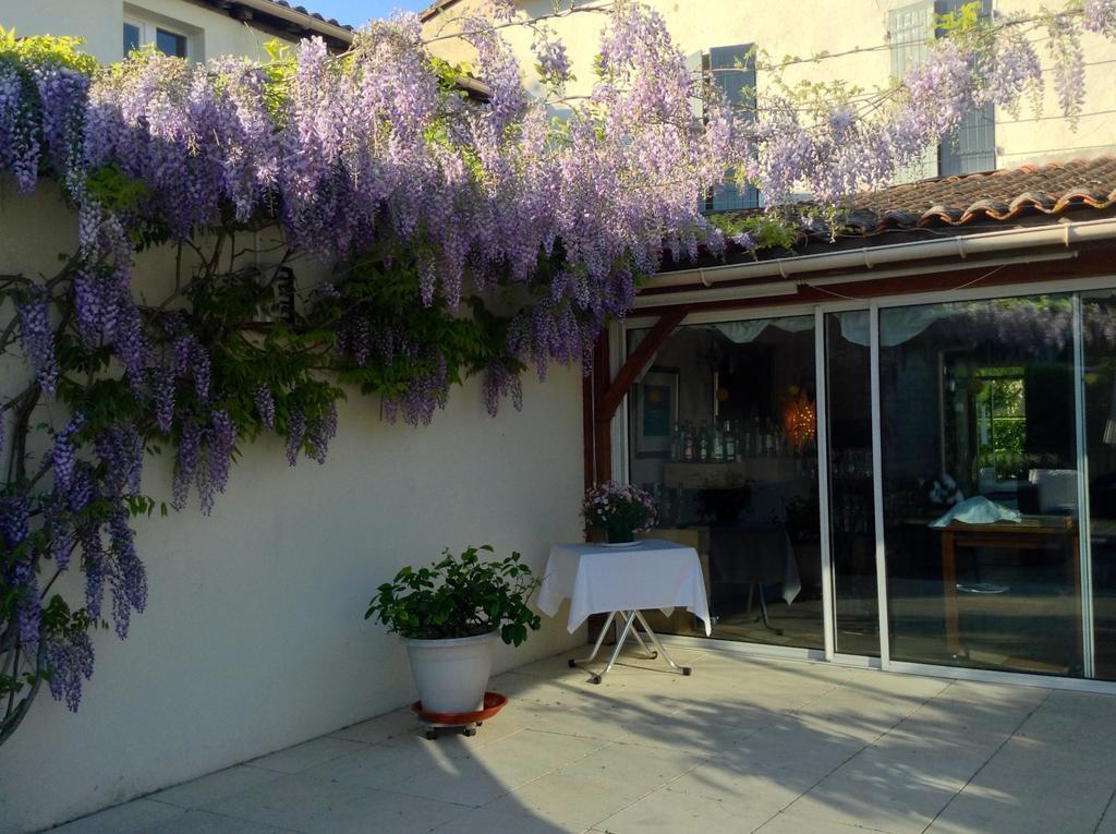 L'Hotel Du Perigord Aubeterre-sur-Dronne Dış mekan fotoğraf
